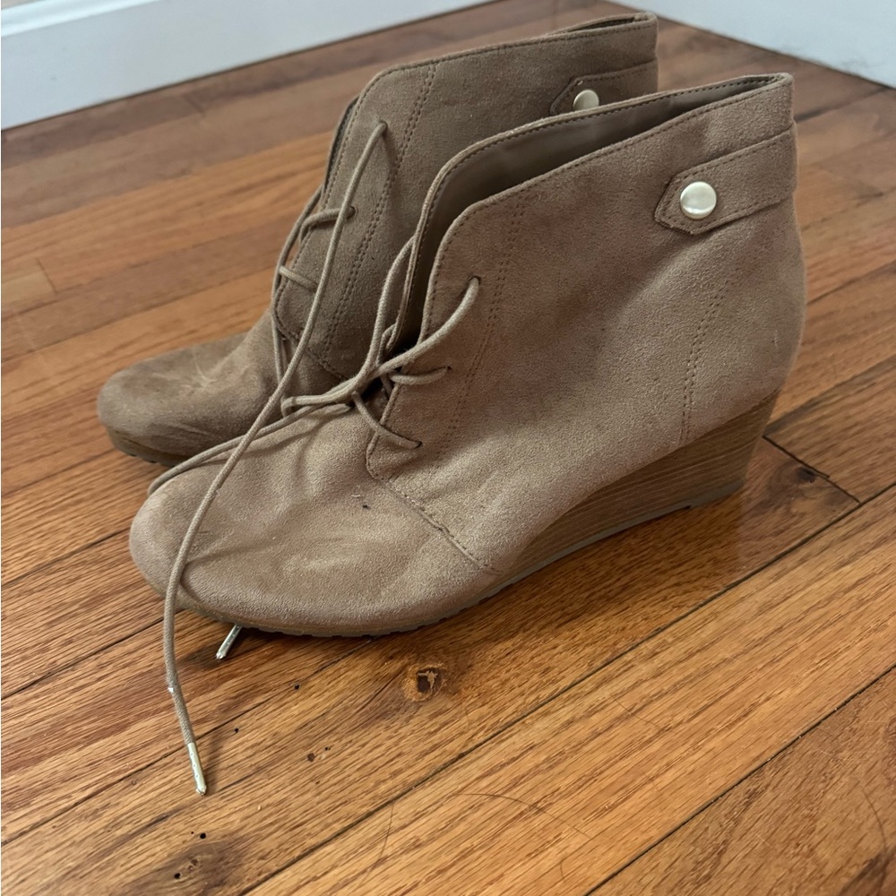 Women's Dr. Scholl’s Tan Wedge Ankle Boots